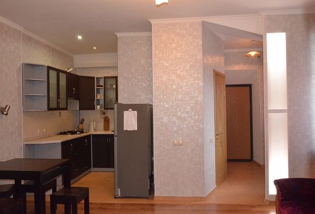 Купить двухкомнатную квартиру по адресу Севастополь, Воронина улица, дом 9