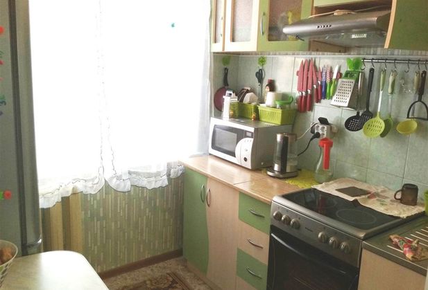 Купить четырёхкомнатную квартиру по адресу Кемеровская область, г. Кемерово, пр-кт Ленина, дом 67