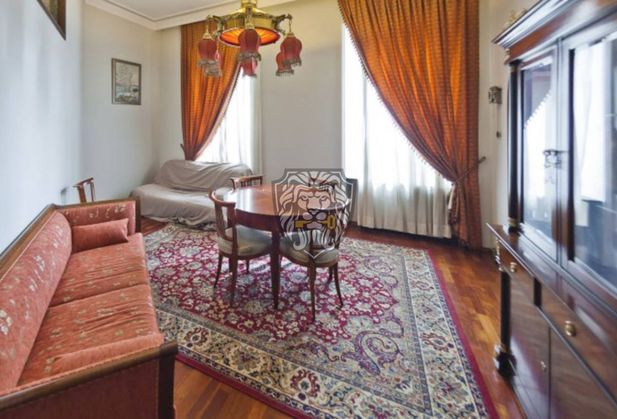 Купить трёхкомнатную квартиру по адресу Москва, Гагаринский пер, дом 28