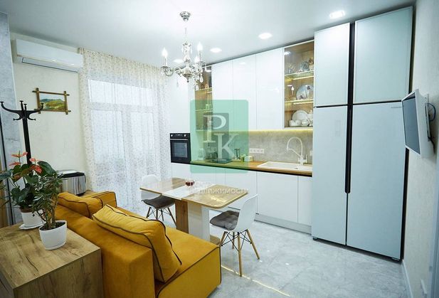 Купить двухкомнатную квартиру по адресу Севастополь, Красивая ул, дом 52А