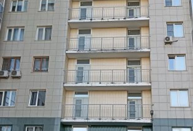 Купить трёхкомнатную квартиру по адресу Новосибирская область, г. Новосибирск, Овражная, дом 12