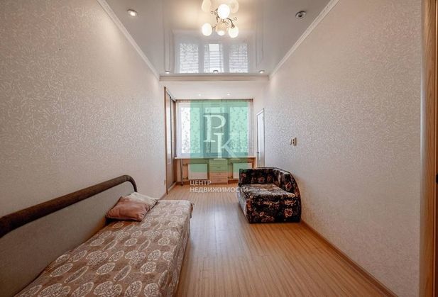 Купить однокомнатную квартиру по адресу Севастополь, Античный проспект, дом 38