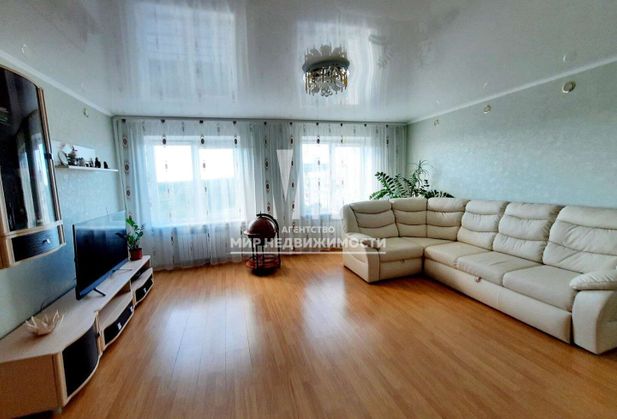 Купить трёхкомнатную квартиру по адресу Калининградская область, г. Советск, 9 Января улица, дом 15